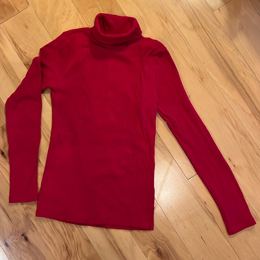 Red cotton turtleneck